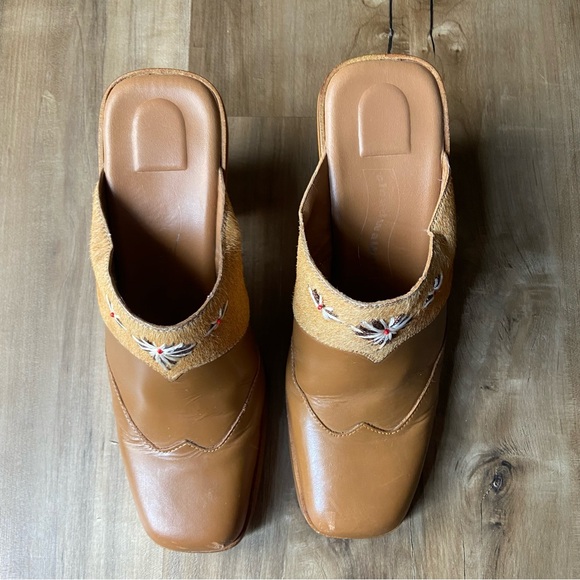 Vintage 90s Cloudsteppers western leather calf hair embroidered mules - Picture 2 of 9